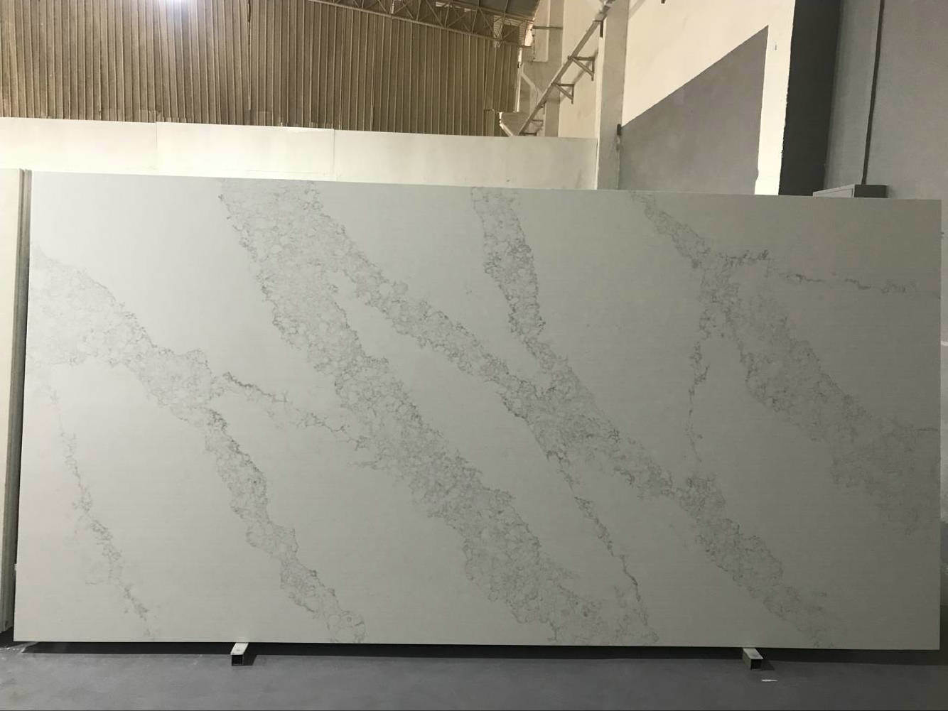 Hot Sale Price Calacatta White Artificial Quartz Slab for Wall Tiles