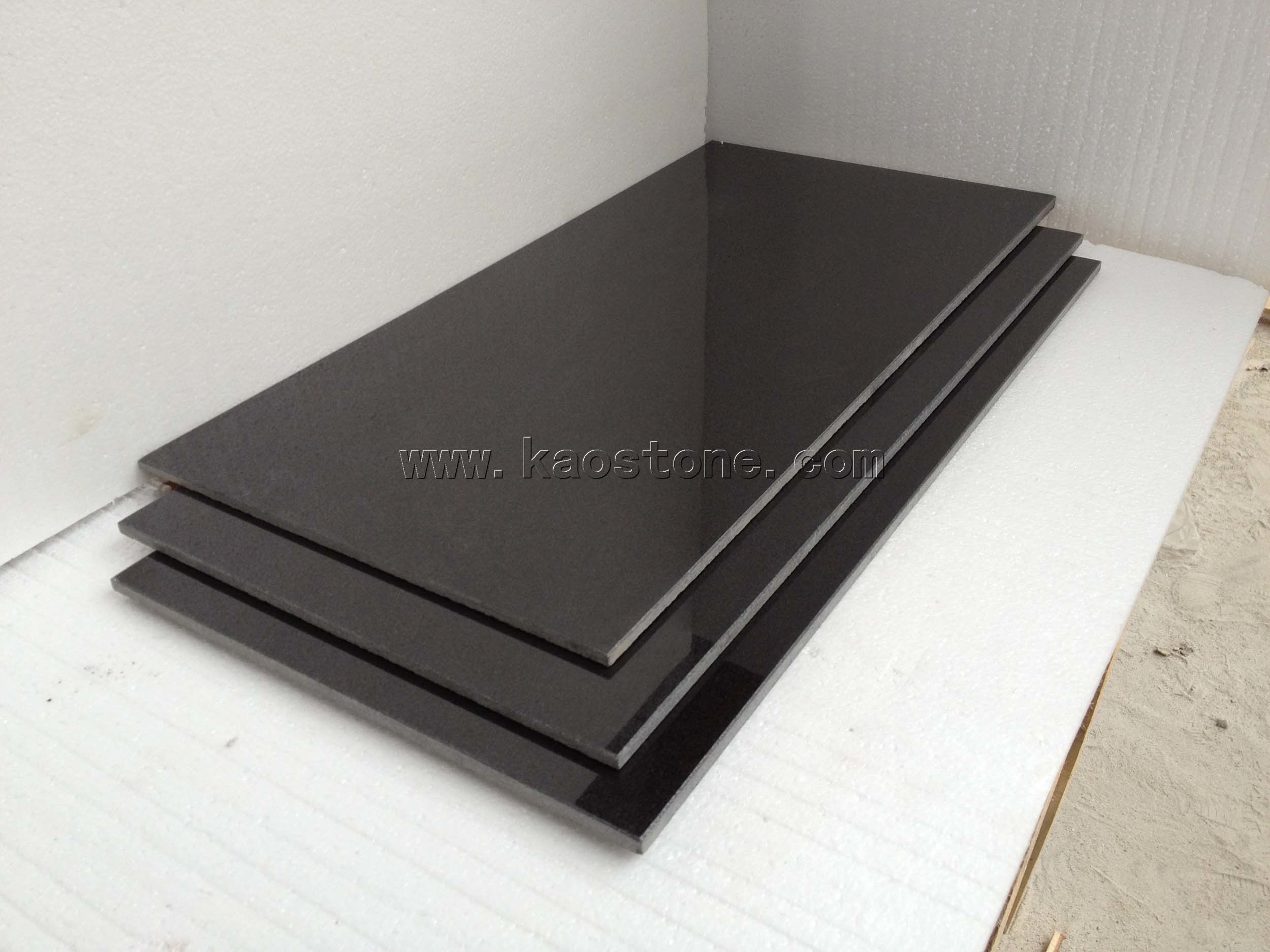 Polished Absolute Black Granite Floor Tile