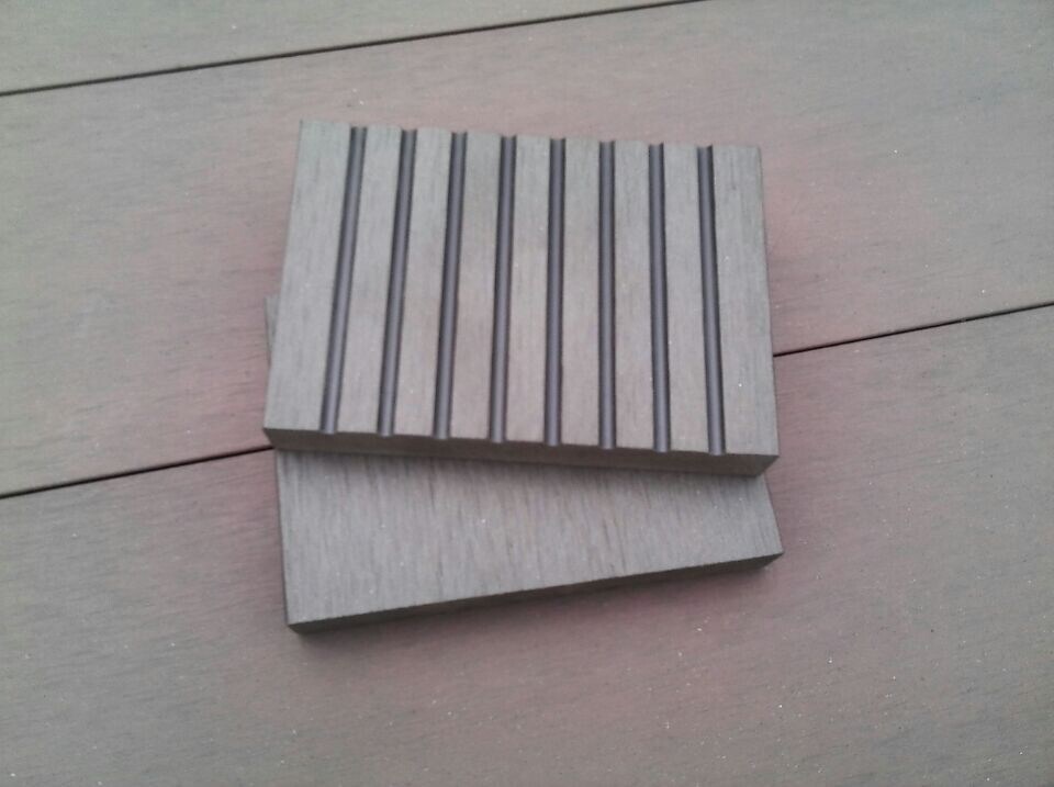 Low WPC Composite Outdoor Flooring Board Prices in China