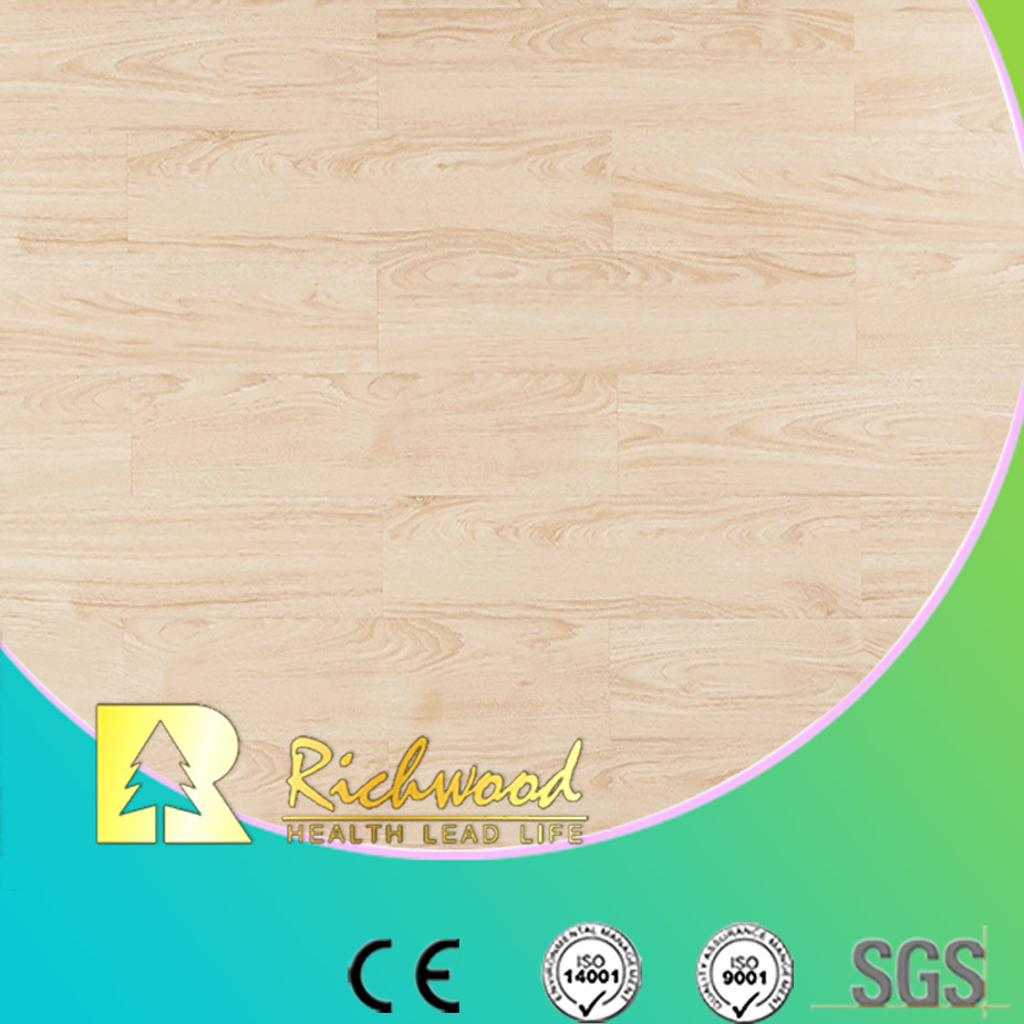 Household12.3mm E1 HDF AC4 Mirror Oak V-Grooved Laminate Floor
