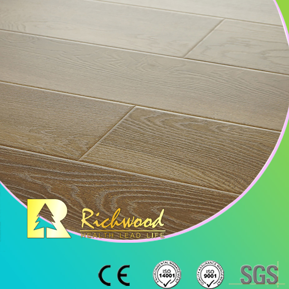 Commercial 12.3mm E0 AC4 Embossed Sound Absorbing Laminate Floor