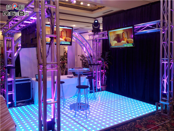 New Design Professional 61*61cm RGB Wedding Party LED Dance Floor