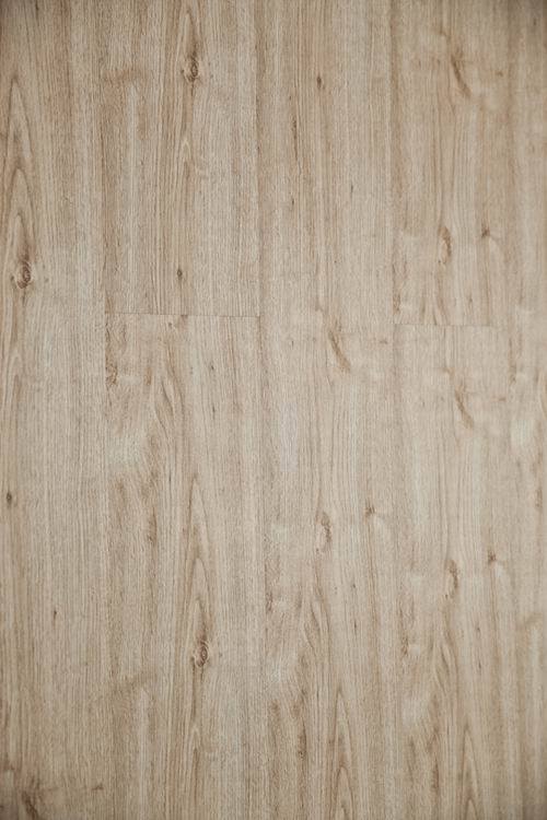 Export Stantard Red Sandal Wood Laminate Flooring (8mm)