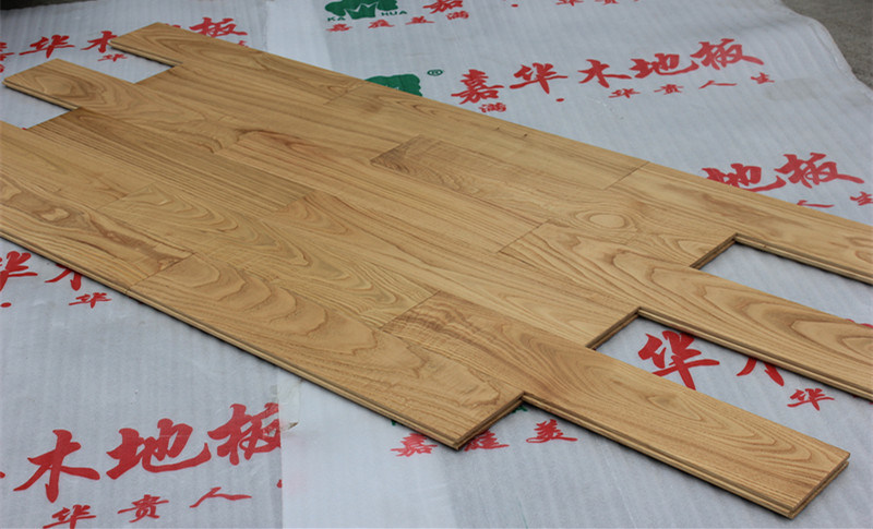 Natural Oak Solid Wood Flooring with ISO14001 Certification