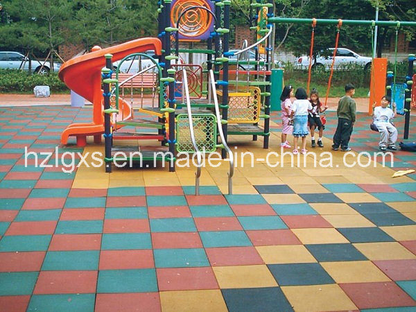 Stable Recyled Rubber Tiles for Children Playground Flooring