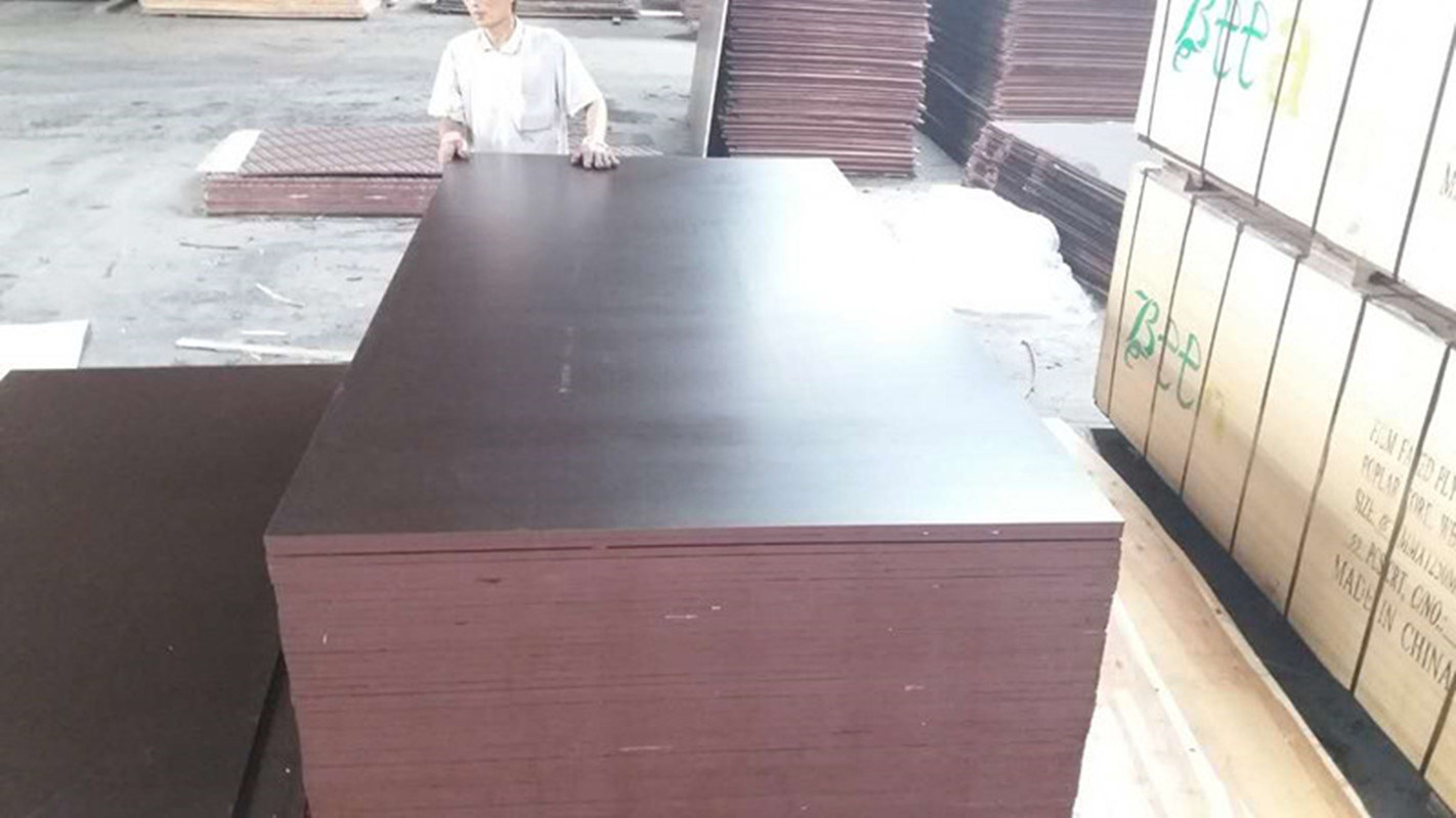 Poplar Phenolic Brown Film Faced Shuttering Plywood for Construction (9X1250X2500mm)