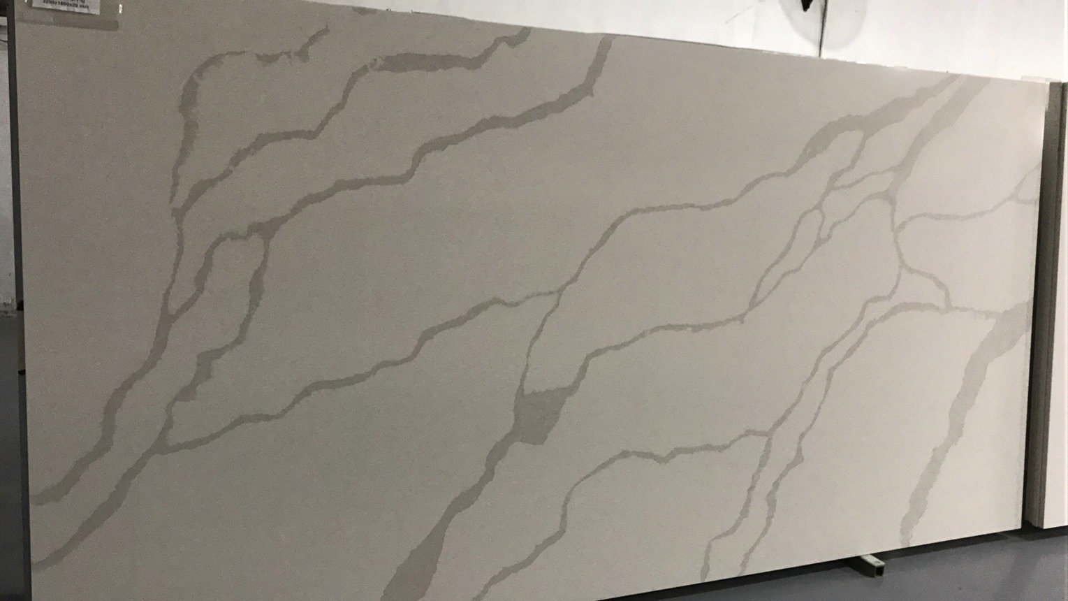 Factory Price White Quartz Stone Countertop for Kitchen