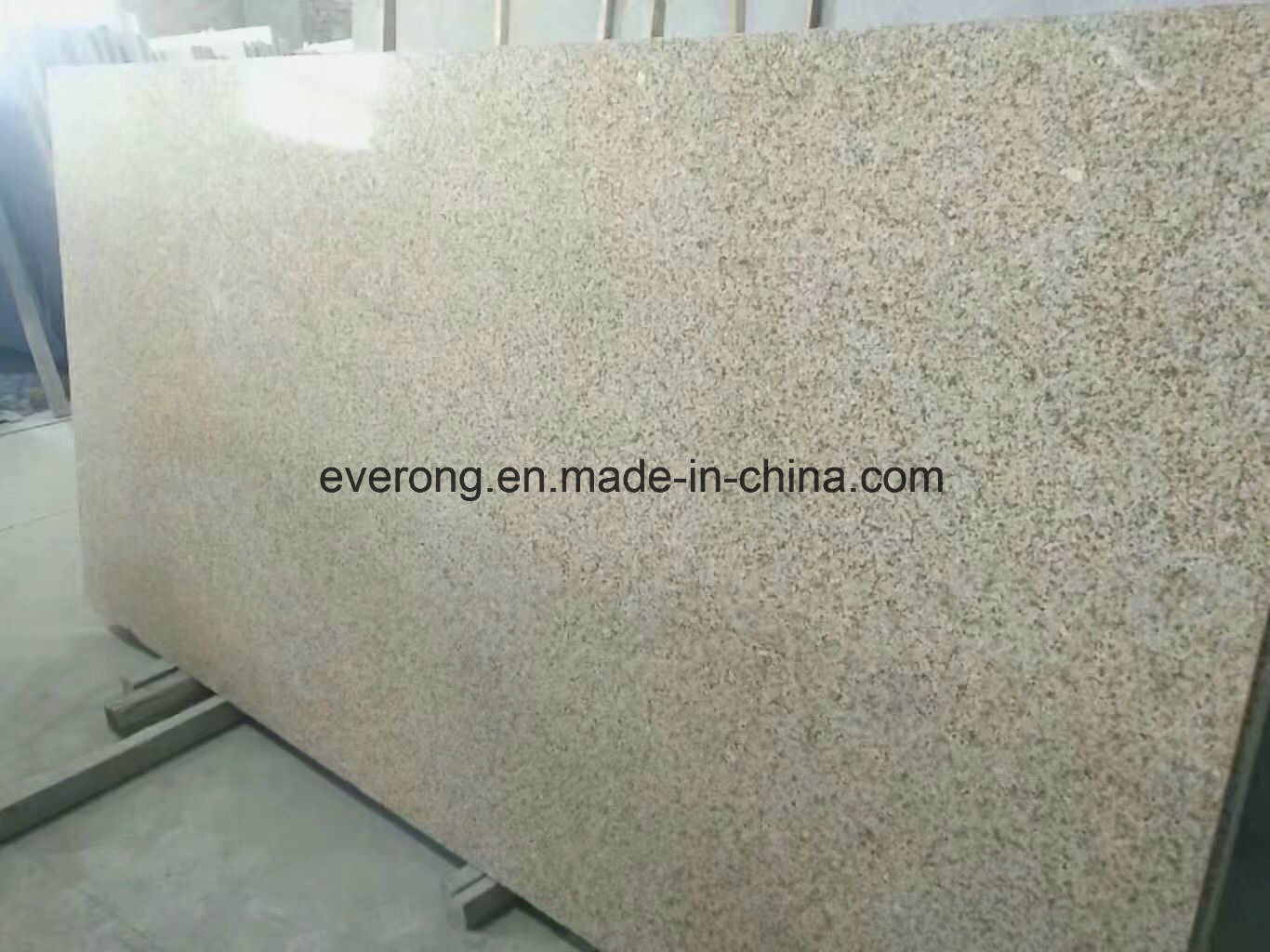 G682 Rusty Yellow, Misty Yellow, Sunset Gold Granite Slab for Floor/Wall Tile &Countertop