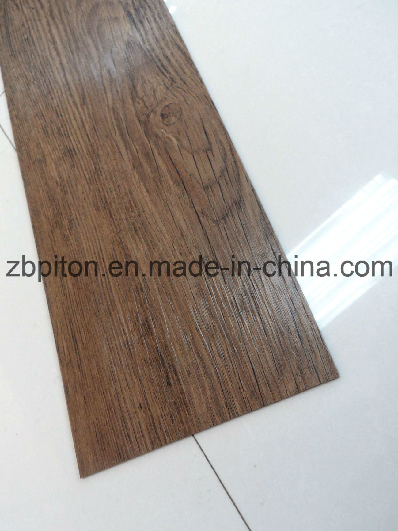 Durable Eco-Friendly PVC Tiles Vinyl Flooring Lvt (CNG0420N)