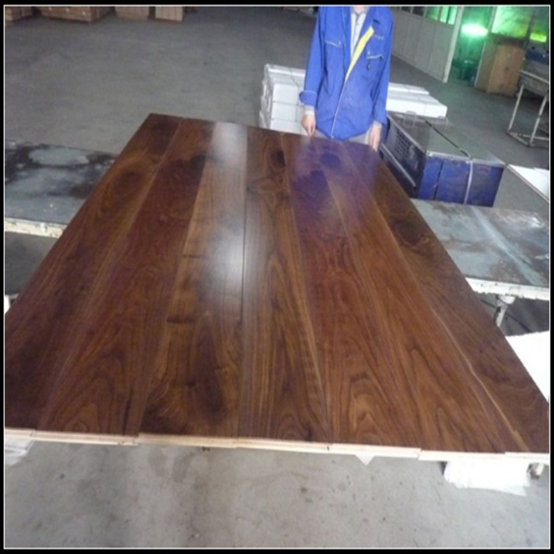 Engineered American Walnut Wood Flooring for Indoor Usage