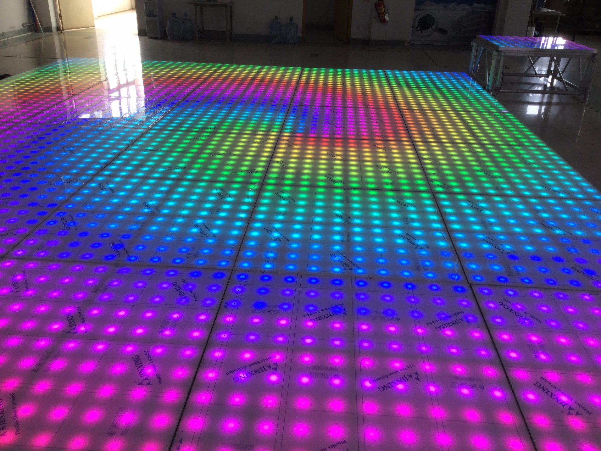 65W 10X10pixels Digital Video LED Laminate Dance Floor