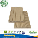Wholesale Sustainable Decorative Wood Plastic Composite Decking /Flooring with Different Grains