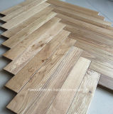 UV Lacquered Natural Oak Herringbone Hardwood Floor