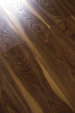 Heavy Embossed Surface Laminate Flooring of Strong Contrast 9111-7