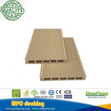 HDPE Wooden Texture Fire-Resistant Green Hollow Wood Plastic Composite Decking /Flooring