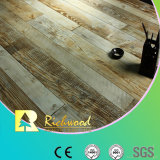 Commercial 8.3mm E1 AC3 Embossed Walnut V-Grooved Laminate Floor