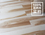 Two-Tone Birch Multi Layer Engineered Wood Flooring Wear-Resisting Wood Floor