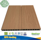 Easily-Installed Fashion Green Decorative Co-Extrusion Laminate WPC Composite Decking for Outdoor