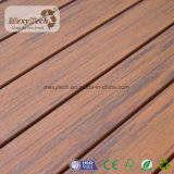 WPC Wood Plastic Composite Decking Floor with Wood Grain Texture