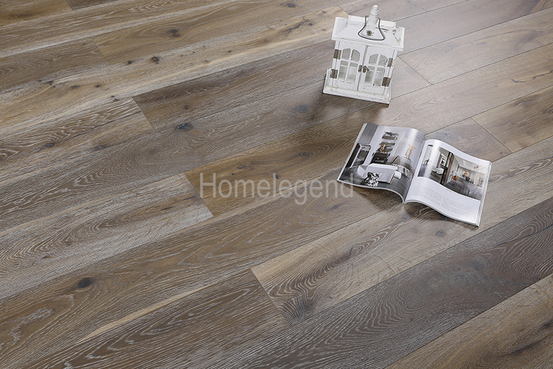 Oak Multi Layer Engineered Wood Flooring Wear-Resisting and Heated Wood Floor