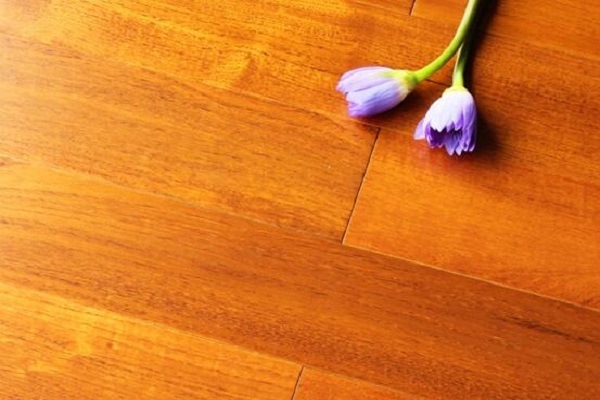 Selected Straight Grain Golden Burmese Teak Wood Flooring