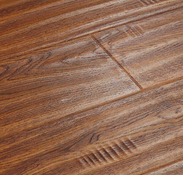 Emboss High Quality Laminate/Laminated Flooring