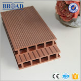 Waterproof and Easy to Assemble WPC Laminate Flooring